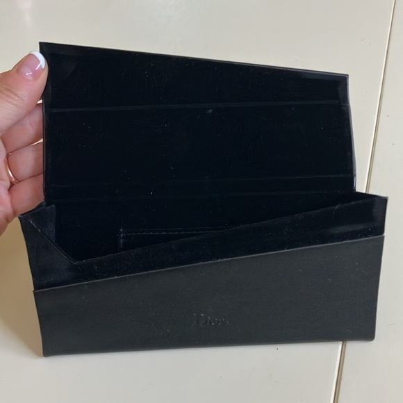Vintage 80s CHRISTIAN DIOR GLASSES CASE LEATHER VELVET LINED BOX - Picture 3 of 8